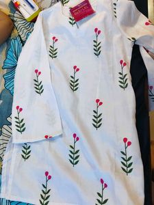 Women's White Floral Kurta Set