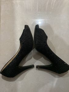 Black Peep Toes