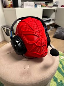 Spiderman Ball 3d printed for headphone