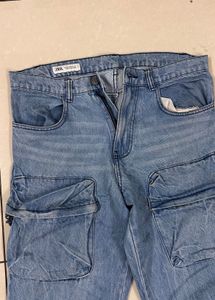 Stylish Light Wash Cargo Jeans