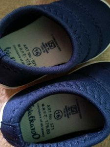 Comfortable Navy Blue Kids' Shoes size is 16
