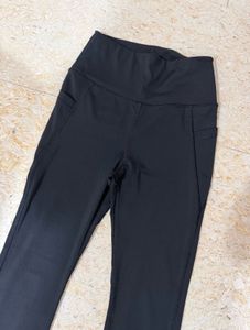 Black Activewear Leggings with Pockets