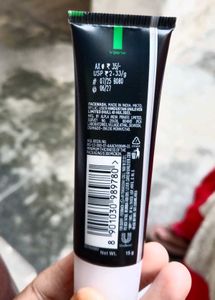 Pond's Bright Miracle Facewash