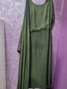 Beautiful Green Gown With Attached Falling Dupatta