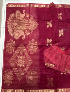Elegant Maroon Saree with Gold Motifs