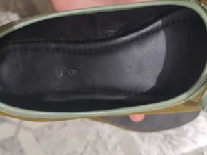 Comfort Olive Ballet Flats with Bow Detail
