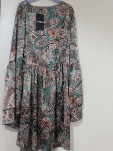 Shein Bohemian Full Tiered Sleeves Paisley Print