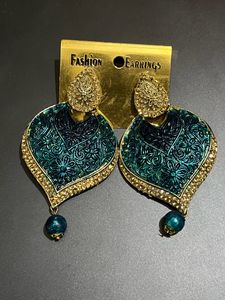 Earrings New With Tag😍❤️
