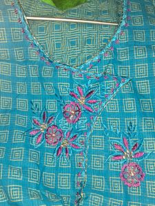 Embroidered Jacket and Kurti combo