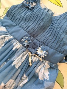 Adorable Blue Leaf Print Dress