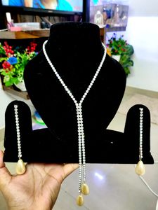 White Stone Necklace Set