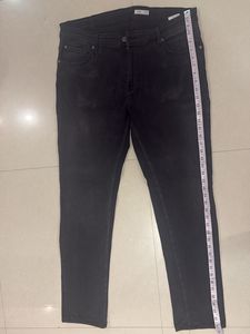Spykar’s Black Wash Denim Jeans