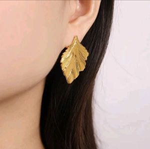 Golden Leaf Design Earrings