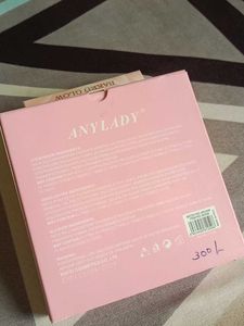 Multi-Shade Eyeshadow Palette