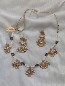 Elegant Pearl &amp; Kundan Necklace Set