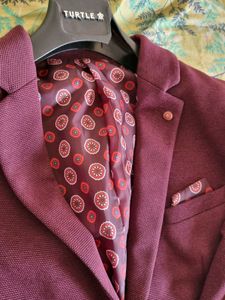 Turtle Men's Maroon Blaser