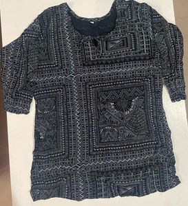 Stylish Printed Tie-Neck Top