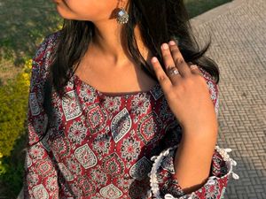 Maroon Printed Kurta