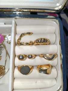 Set of 6 Gold Tone Rings