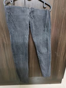 H&amp;M Black Curvy Jeggings ultra high Waist Ankle