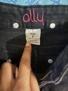 Ally black shorts✨