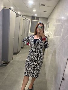 Chic Black &amp; White Printed bodycon Dress