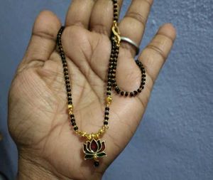 Lotus Pendant Mangalsutra