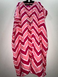 Pink kaftan