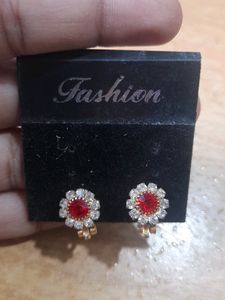 Ear Ring Piercing Is Not Needed To Wear This Earrings..