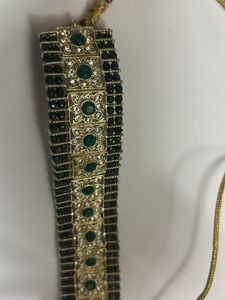 Green Gold Choker Set With Earrings And Tika!!