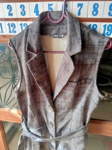 Plaid Sleeveless Button-Up Dress