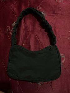 Chic Black Shoulder Bag