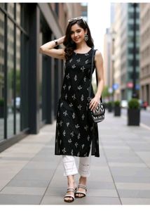Stylish Sleeveless Kurta