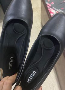 Chic Black Pointed Toe Heels