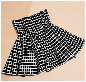 🤍 Black & White Skirt