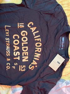 Brand new original Levis Tshirt.