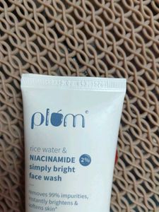 Plum Rice Water &amp; Niacinamide Face Wash