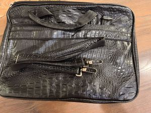Stylish Croc-Embossed Laptop Bag