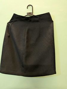 Corporate Chic Black skirt