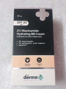 The Derma Co 2% Niacinamide Hydrating BB Cream wit