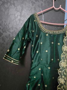 Elegant Green Anarkali Set with Gold Dupatta