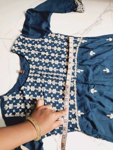 Blue Embroidered Kurta Set with Pants