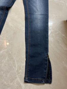 Low Waist Skinny Fit With Side Zip