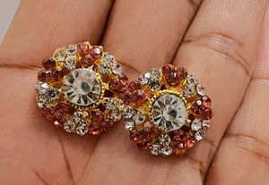 💗 Dusty Rose Sparkling Crystal Stud Earrings
