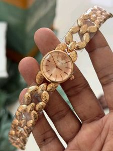 Elegant Gold Rolex Watch