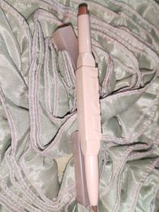 Fenty Beauty Pro Filt'r Hydrating Matte Liquid Fou