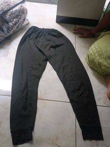 American Eagle Distressed Blue Jeans