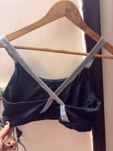 Black Sports Bra