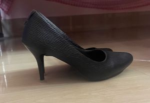 Stylish Black Stiletto Heels