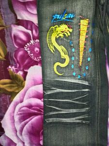 VINTAGE BELL BOTTOM JEANS (WITH COOL EMBROIDERY)